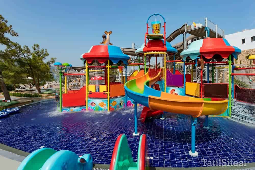 Titanic Luxury Collection Bodrum